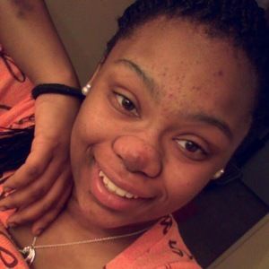 Meet your Posher, Cierra